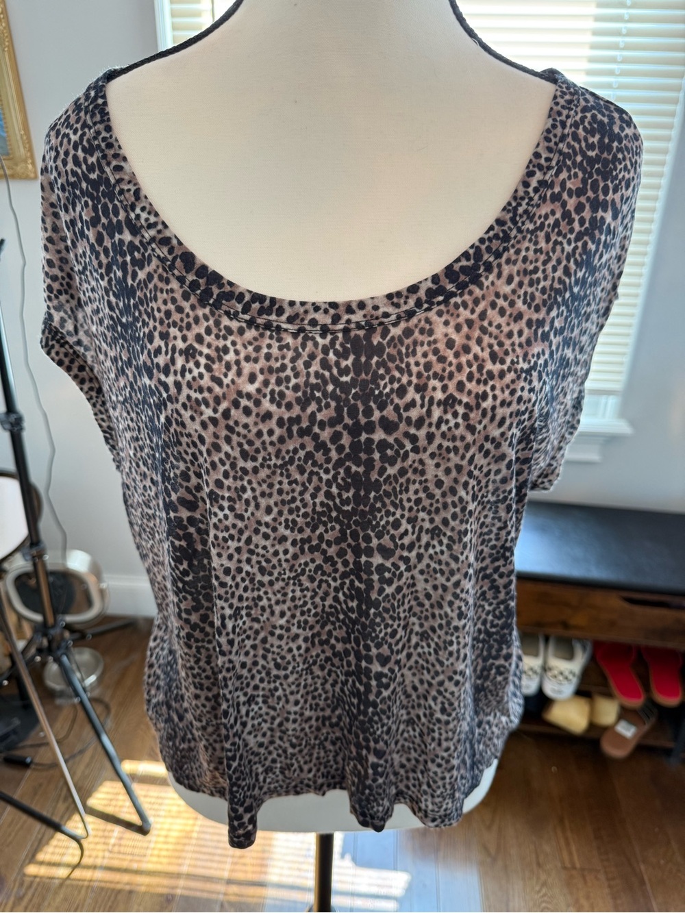 Michael Lauren Super Soft Micro Modal Leopard Scoop Neck Tee Slightly Sheer Med